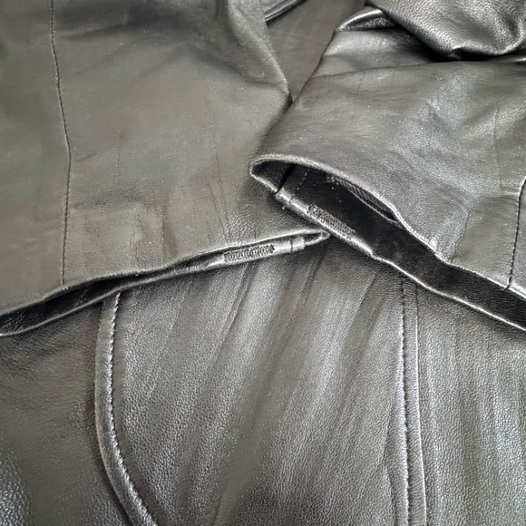 💎💟Danier Black Leather Jacket - Picture 7 of 16